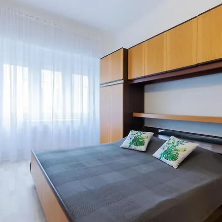 Apartment Porta Di Pula